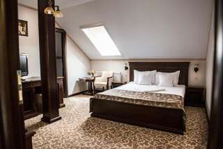 Отель Hotel President Сату-Маре Улучшенный двухместный номер с 1 кроватью-2