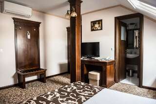 Отель Hotel President Сату-Маре Улучшенный двухместный номер с 1 кроватью-10