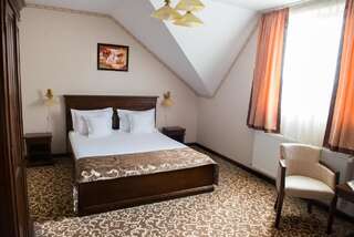 Отель Hotel President Сату-Маре Улучшенный двухместный номер с 1 кроватью-1